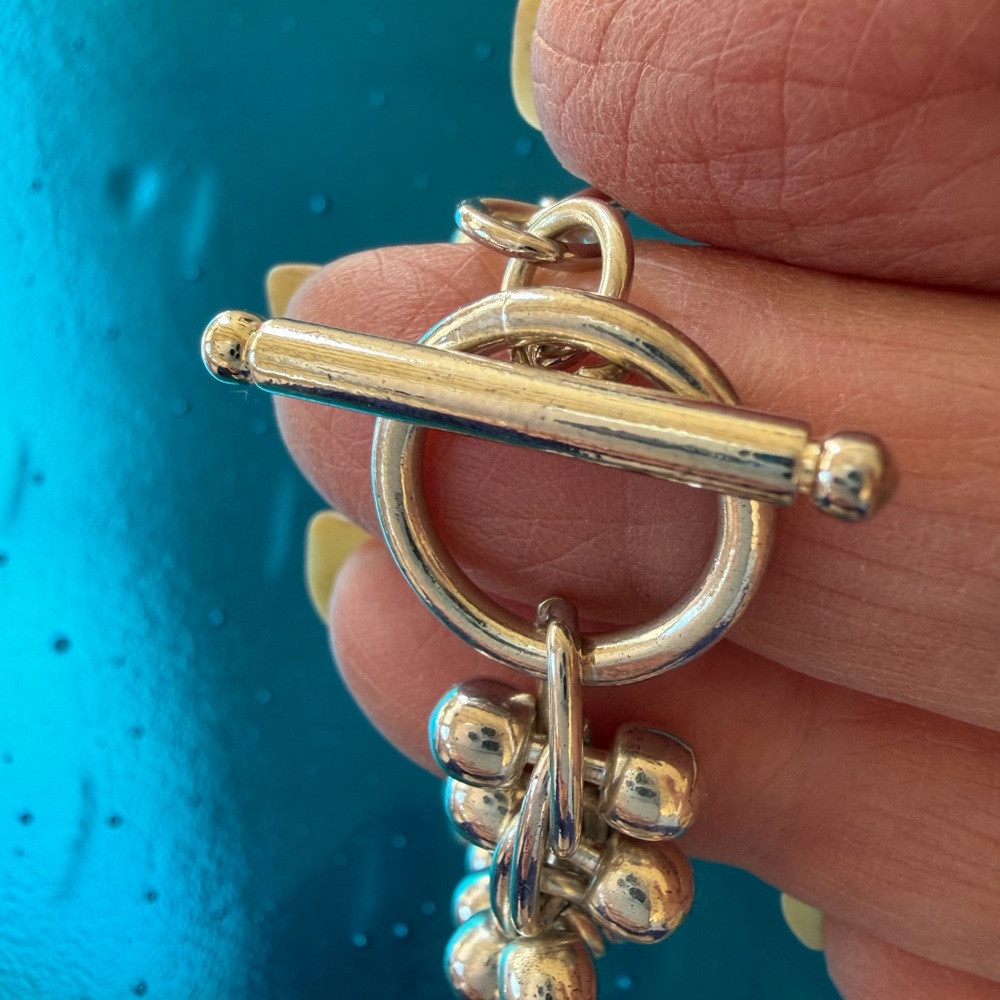 Chic Silver Beaded Bracelet - Picture 4 of 7